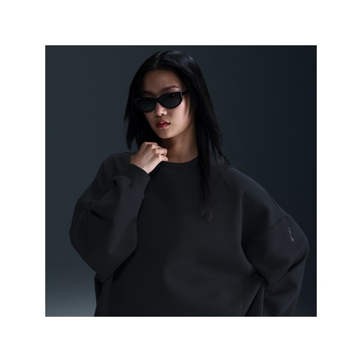 Damska bluza o kroju oversize z półokrągłym dekoltem Dri-FIT Nike 24.7 ImpossiblySoft - Czerń ze sklepu Nike poland w kategorii Bluzy damskie - zdjęcie 178607430