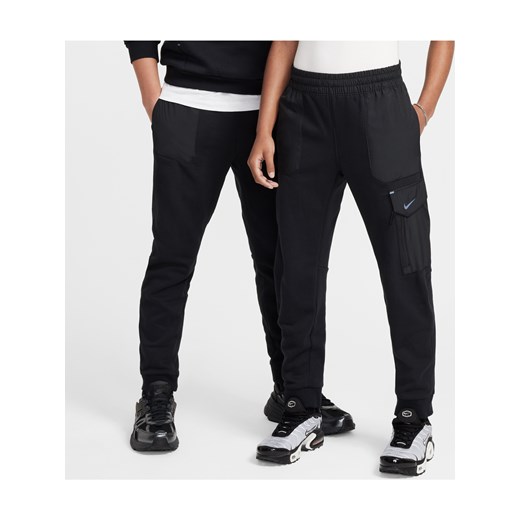 Spodnie z dzianiny dla dużych dzieci Nike Sportswear City Utility EasyOn - Czerń ze sklepu Nike poland w kategorii Spodnie męskie - zdjęcie 178607663