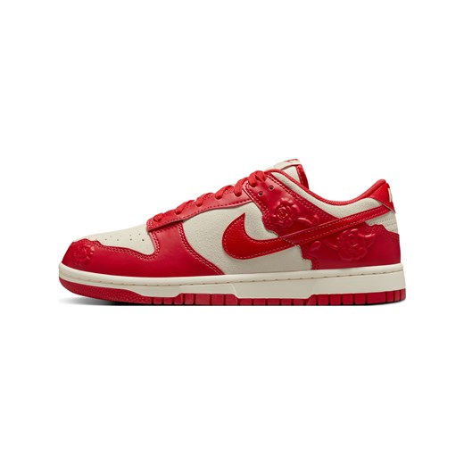 Buty damskie Nike Dunk Low - Biel ze sklepu Nike poland w kategorii Buty sportowe damskie - zdjęcie 178609321