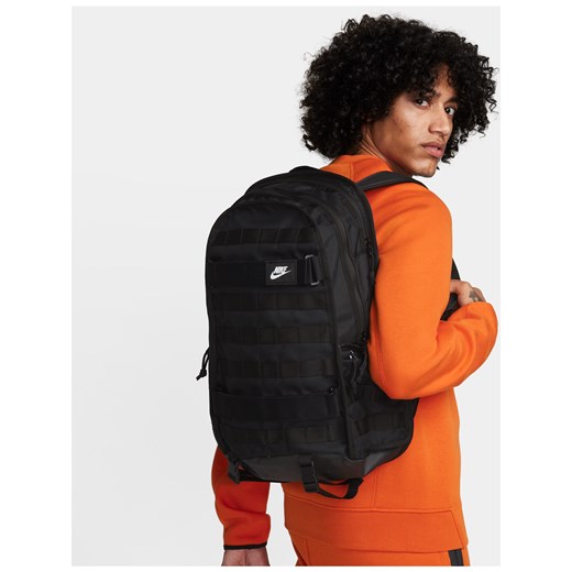 Plecak Nike Sportswear RPM (26 l) - Czerń ze sklepu Nike poland w kategorii Plecaki - zdjęcie 178609760
