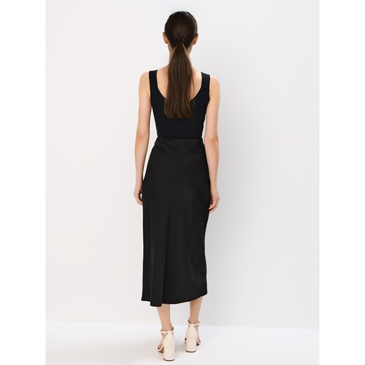 Spódnica Mohito z wiskozy czarna midi 