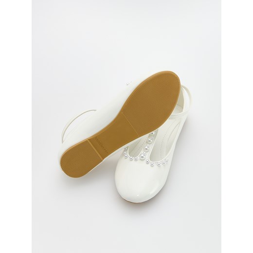 Reserved - Baleriny z imitacji skóry - biały Reserved 29 Reserved