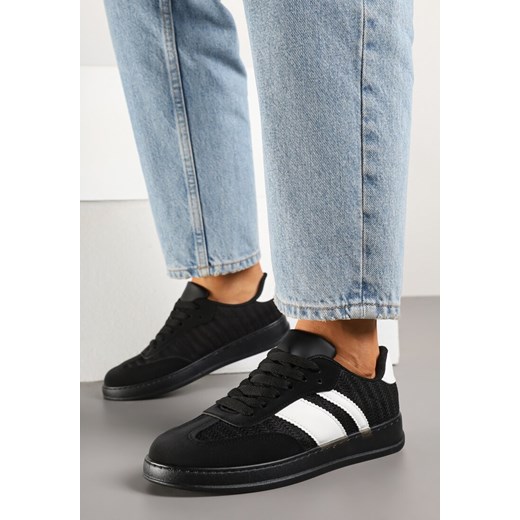 Czarne Sneakersy Typu Tenisówki z Ozdobnymi Paskami Amodelle ze sklepu born2be.pl w kategorii Buty sportowe damskie - zdjęcie 178618203