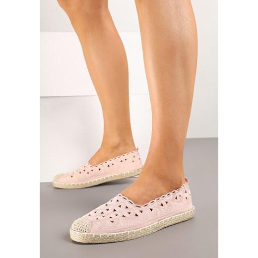 Różowe Ażurowe Espadryle Vices z Ozdobną Plecionką Arivrae ze sklepu born2be.pl w kategorii Espadryle damskie - zdjęcie 178621701