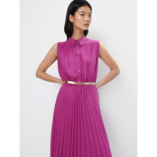 Sukienka Mohito z okrągłym dekoltem koszulowa na wiosnę midi 