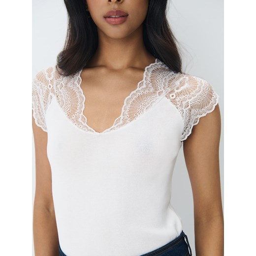 Bluzka damska Mohito z krótkim rękawem 