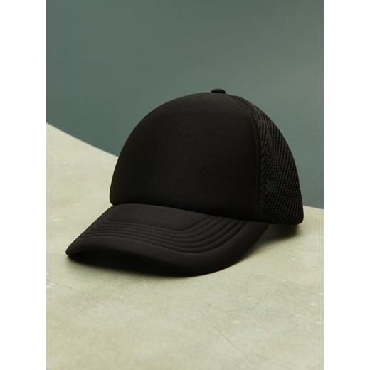 Sinsay - Czapka z daszkiem trakerka - czarny Sinsay One Size Sinsay