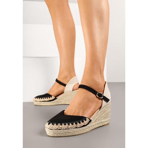 Czarne Sandały Espadryle z Imitacji Zamszu na Plecionym Koturnie Calriva ze sklepu born2be.pl w kategorii Espadryle damskie - zdjęcie 178638761