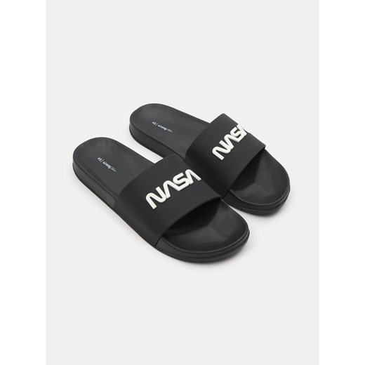 Sinsay - Klapki NASA - czarny Sinsay 42 Sinsay