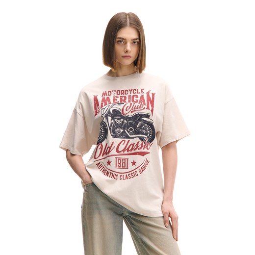 Cropp - Kremowa koszulka oversize z motocyklem - kremowy ze sklepu Cropp w kategorii Bluzki damskie - zdjęcie 178657953