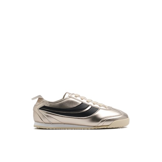 Cropp - Sneakersy z połyskiem - złoty ze sklepu Cropp w kategorii Buty sportowe damskie - zdjęcie 178658001