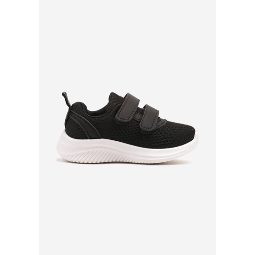 Czarne Buty Sportowe Sneakersy z Siateczki Zapinane na Rzepy Karival ze sklepu born2be.pl w kategorii Buty sportowe dziecięce - zdjęcie 178662421