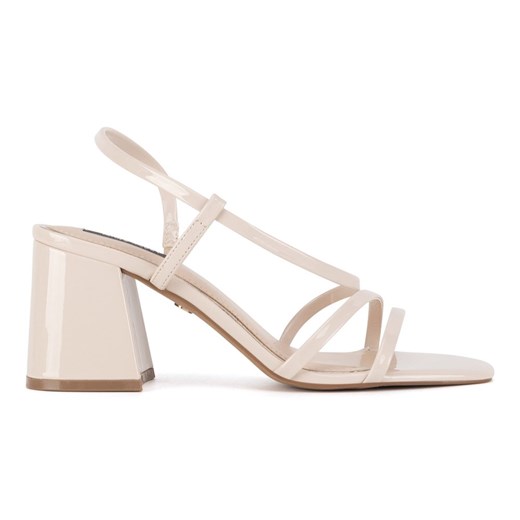 Sandały NINE WEST WFA2642-1 ze sklepu ccc.eu w kategorii Sandały damskie - zdjęcie 178675794