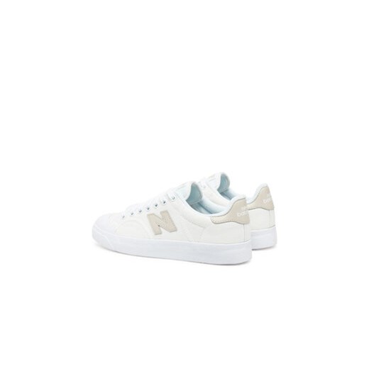 Trampki damskie New Balance na lato