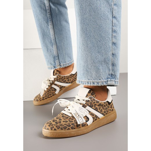 Panterkowe Sneakersy w Stylu Klasycznych Tenisówek z Odpinaną Kokardką Korimarela ze sklepu born2be.pl w kategorii Buty sportowe damskie - zdjęcie 178705801