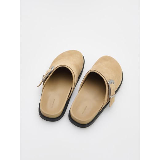 Reserved - Skórzane mule - beżowy Reserved 37 Reserved