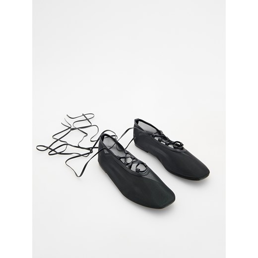 Reserved - Siateczkowe baleriny z wiązaniem - czarny Reserved 37 Reserved