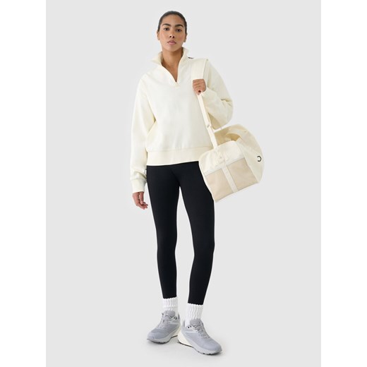 Torba sportowa 4F 4FWSS25ATBAU022 - biała ze sklepu Sportstylestory.com w kategorii Torby sportowe - zdjęcie 178725772