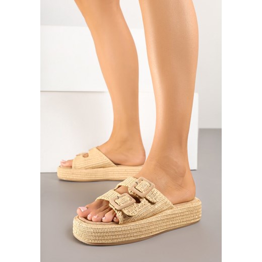 Beżowe Klapki na Grubej Podeszwie z Ozdobnymi Paskami z Klamrami Koriessa 36 born2be.pl