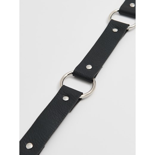 Cropp - Czarny pasek do spodni z ozdobnymi kółkami - czarny Cropp M/L Cropp