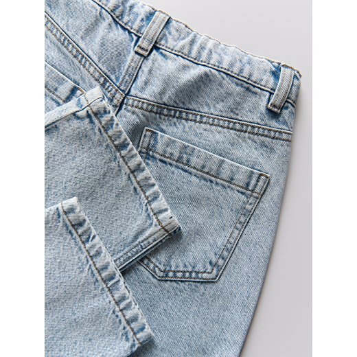 Reserved - Jeansy mom fit z aplikacjami 3D - niebieski Reserved 164 (13 lat) Reserved