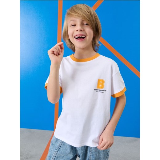 Sinsay - Koszulka z nadrukiem na plecach - biały ze sklepu Sinsay w kategorii T-shirty chłopięce - zdjęcie 178740420