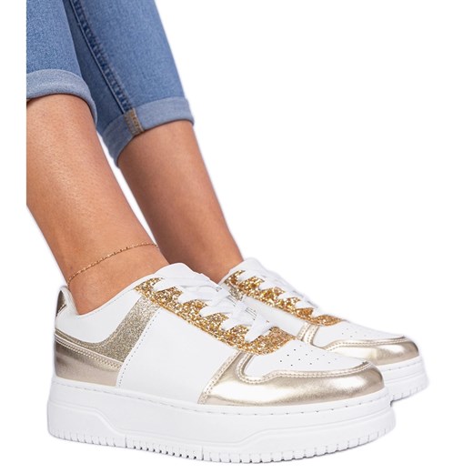 Złote sneakersy damskie na grubej podeszwie zdobione brokatem złoty ze sklepu ButyModne.pl w kategorii Buty sportowe damskie - zdjęcie 178756452