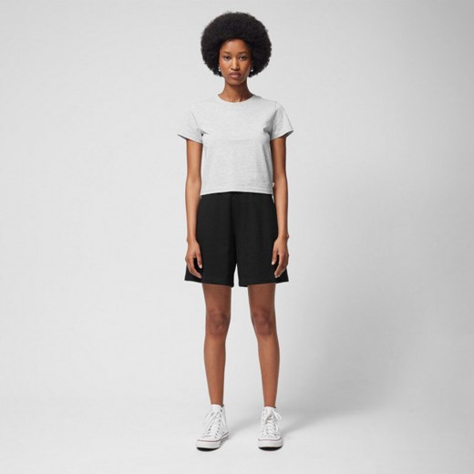 Damskie spodenki dresowe Outhorn OTHWSS24TSHOF382 - czarne ze sklepu Sportstylestory.com w kategorii Szorty - zdjęcie 178766413