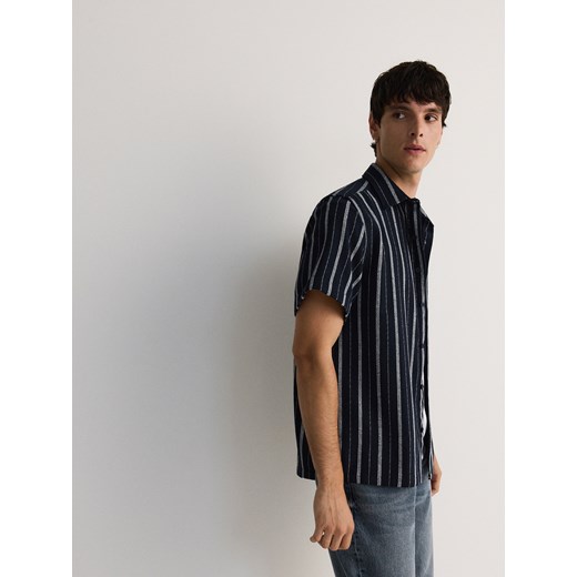 Reserved - Koszula comfort fit ze strukturalnej tkaniny - granatowy Reserved M Reserved