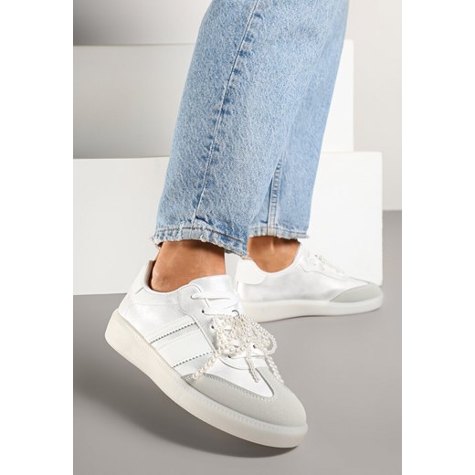 Srebrno-Szare Sneakersy Typu Kultowe Tenisówki ze Zdobieniem z Perłami Nalavia ze sklepu renee.pl w kategorii Buty sportowe damskie - zdjęcie 178804980