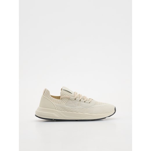 Reserved - Sportowe sneakersy - beżowy ze sklepu Reserved w kategorii Buty sportowe męskie - zdjęcie 178808362