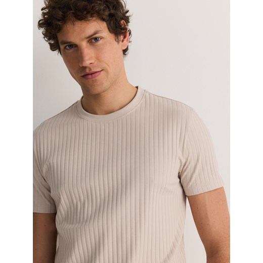 Reserved - T-shirt regular w prążek - beżowy ze sklepu Reserved w kategorii T-shirty męskie - zdjęcie 178826092