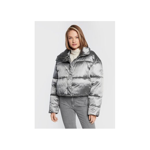 Calvin Klein Kurtka zimowa High Shine Metallic K20K204688 Srebrny Regular Fit ze sklepu MODIVO w kategorii Kurtki damskie - zdjęcie 178836560