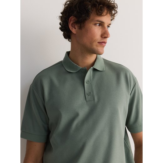 Reserved - Koszulka polo boxy - oliwkowy ze sklepu Reserved w kategorii T-shirty męskie - zdjęcie 178850824