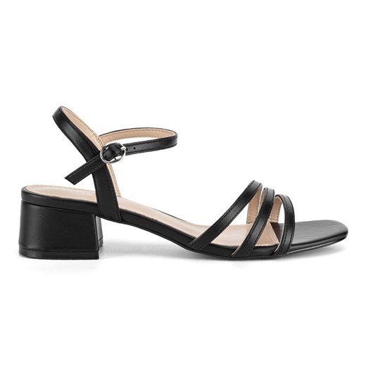 Sandały Clara Barson SXH3373A-29 ze sklepu ccc.eu w kategorii Sandały damskie - zdjęcie 178850932