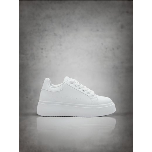 Sinsay - Sneakersy - biały ze sklepu Sinsay w kategorii Trampki damskie - zdjęcie 178897923