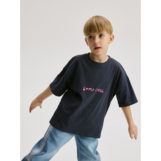 Reserved - Bawełniany t-shirt z nadrukiem - ciemnoszary ze sklepu Reserved w kategorii T-shirty chłopięce - zdjęcie 178902951