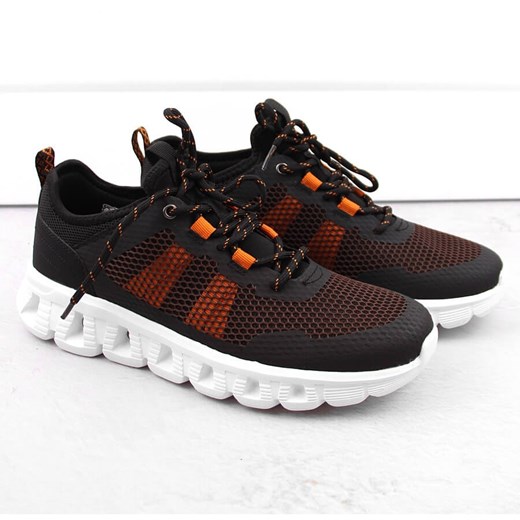 Buty sportowe męskie wsuwane czarne McKeylor 19830 ze sklepu ButyModne.pl w kategorii Buty sportowe męskie - zdjęcie 178916462