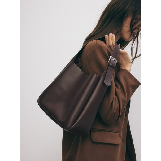 Reserved - Torebka bucket z klamrą - mahoniowy Reserved ONE SIZE Reserved