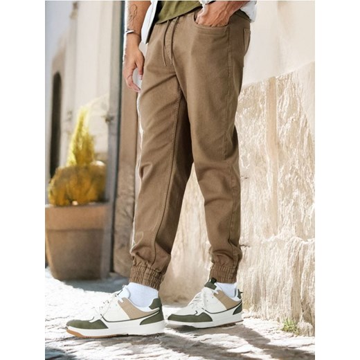 Sinsay - Jeansy jogger - brązowy ze sklepu Sinsay w kategorii Jeansy męskie - zdjęcie 178920074