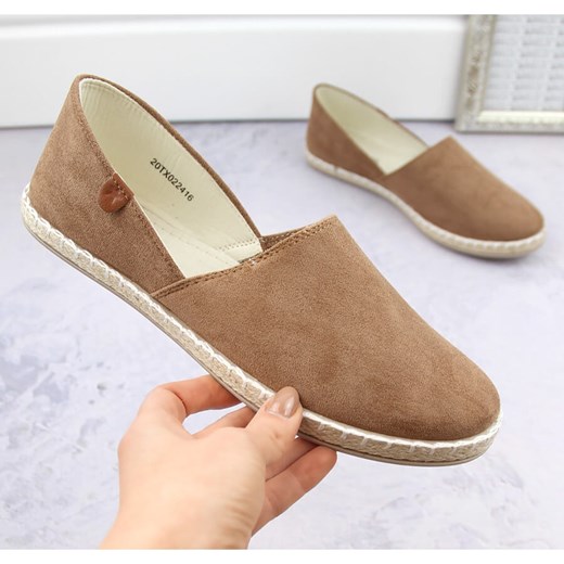 Espadryle damskie zamszowe z wycięciami taupe News 24TX02-2416 beżowy News 40 ButyModne.pl