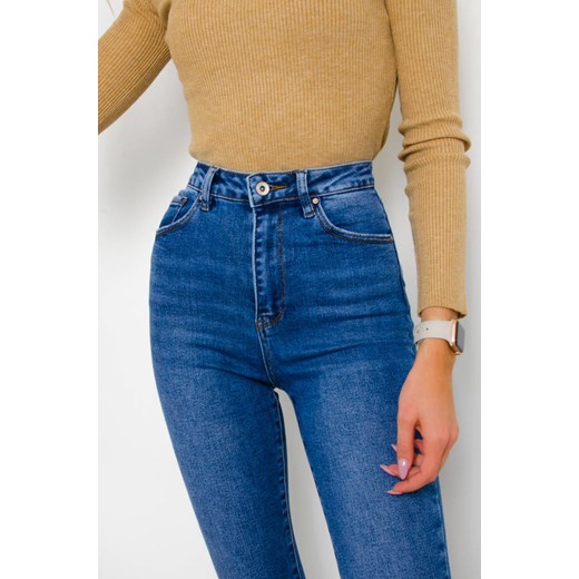 CIEMNE SPODNIE JEANSOWE SKINNY Z PRZETARCIAMI ze sklepu olika.com.pl w kategorii Jeansy damskie - zdjęcie 178957422