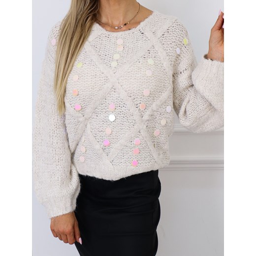 SWETER ONE SIZE Z OZDOBNĄ MIENIACĄ SIĘ APLIKACJĄ-BEŻOWY ze sklepu olika.com.pl w kategorii Swetry damskie - zdjęcie 178958430