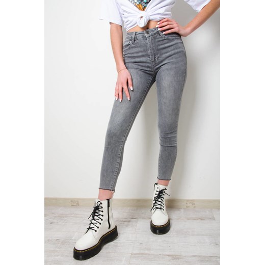 SPODNIE JEANSOWE SKINNY PUSH UP- SZARE ze sklepu olika.com.pl w kategorii Jeansy damskie - zdjęcie 178959204