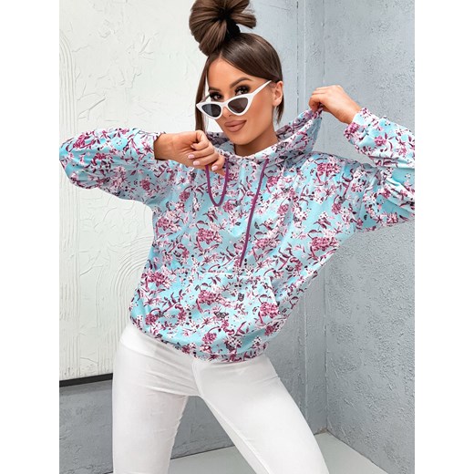 BLUZA Z KAPTUREM W KWIATOWY WZÓR- NIEBIESKA ze sklepu olika.com.pl w kategorii Bluzy damskie - zdjęcie 178961061