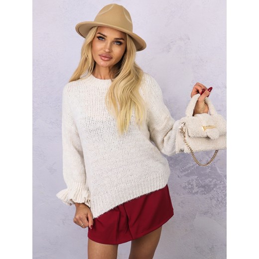 SWETER PLECIONY RĘKAW ZAKOŃCZONY FALBANĄ- BEŻOWY ze sklepu olika.com.pl w kategorii Swetry damskie - zdjęcie 178962604