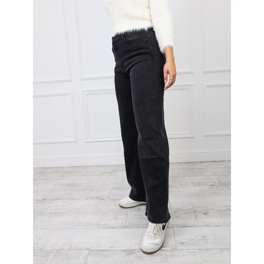 SPODNIE JEANSOWE Z SZEROKIMI NOGAWKAMI PLUS SIZE- CZARNE ze sklepu olika.com.pl w kategorii Jeansy damskie - zdjęcie 178965741