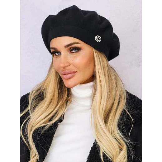 BERET DAMSKI Z BROSZKĄ- CZARNY ze sklepu olika.com.pl w kategorii Czapki zimowe damskie - zdjęcie 178966733