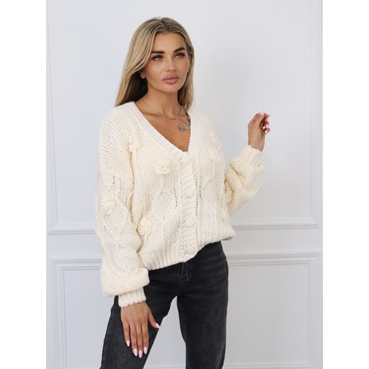 SWETER ROZPINANY Z OZDOBYMI NASZYWANYMI KWIATAMI-EKRI ze sklepu olika.com.pl w kategorii Swetry damskie - zdjęcie 178969394