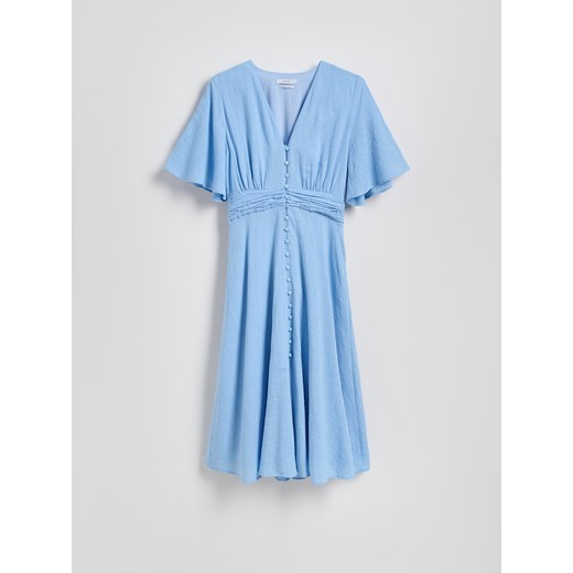 Sukienka niebieska Reserved midi casual z dekoltem v